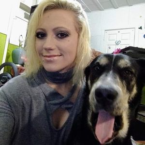 Meet your Posher, Marie